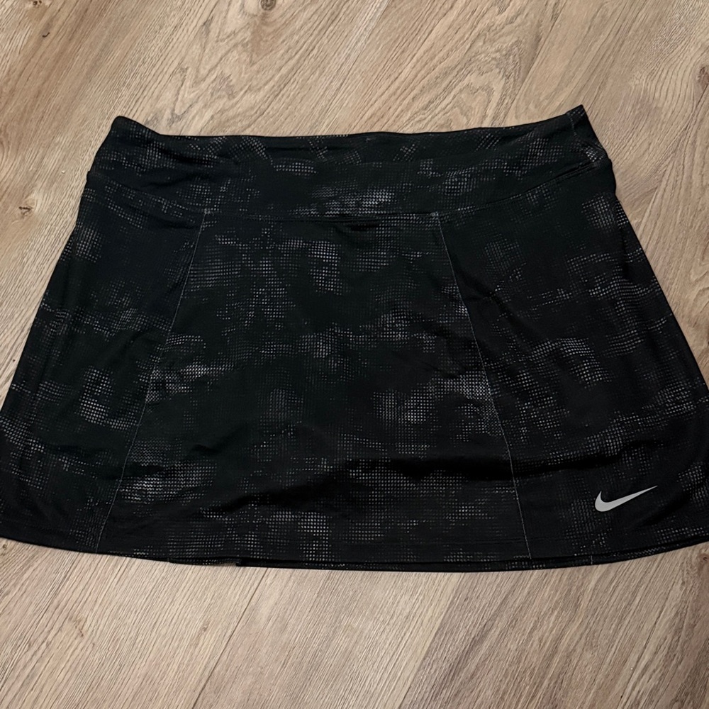 Nike Black Patterned Golf Skirt
